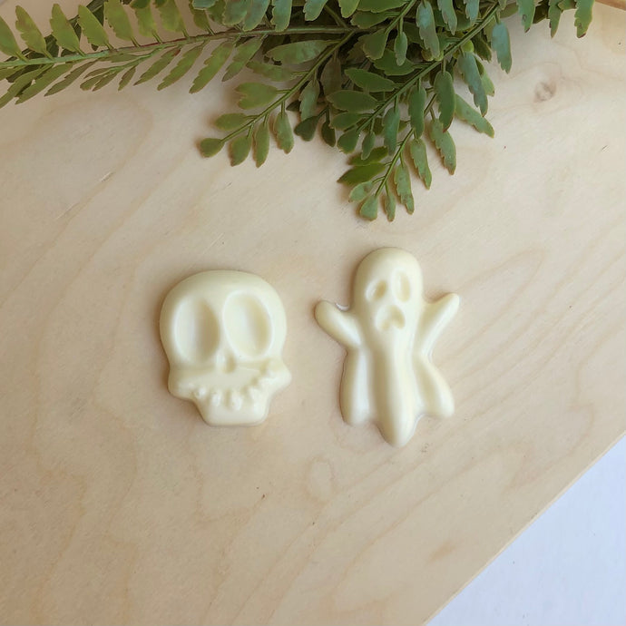 SKULLS AND GHOSTS MOLD #982