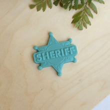 Load image into Gallery viewer, SHERIFF BADGE 2½&quot; CHOCOLATE MOLD